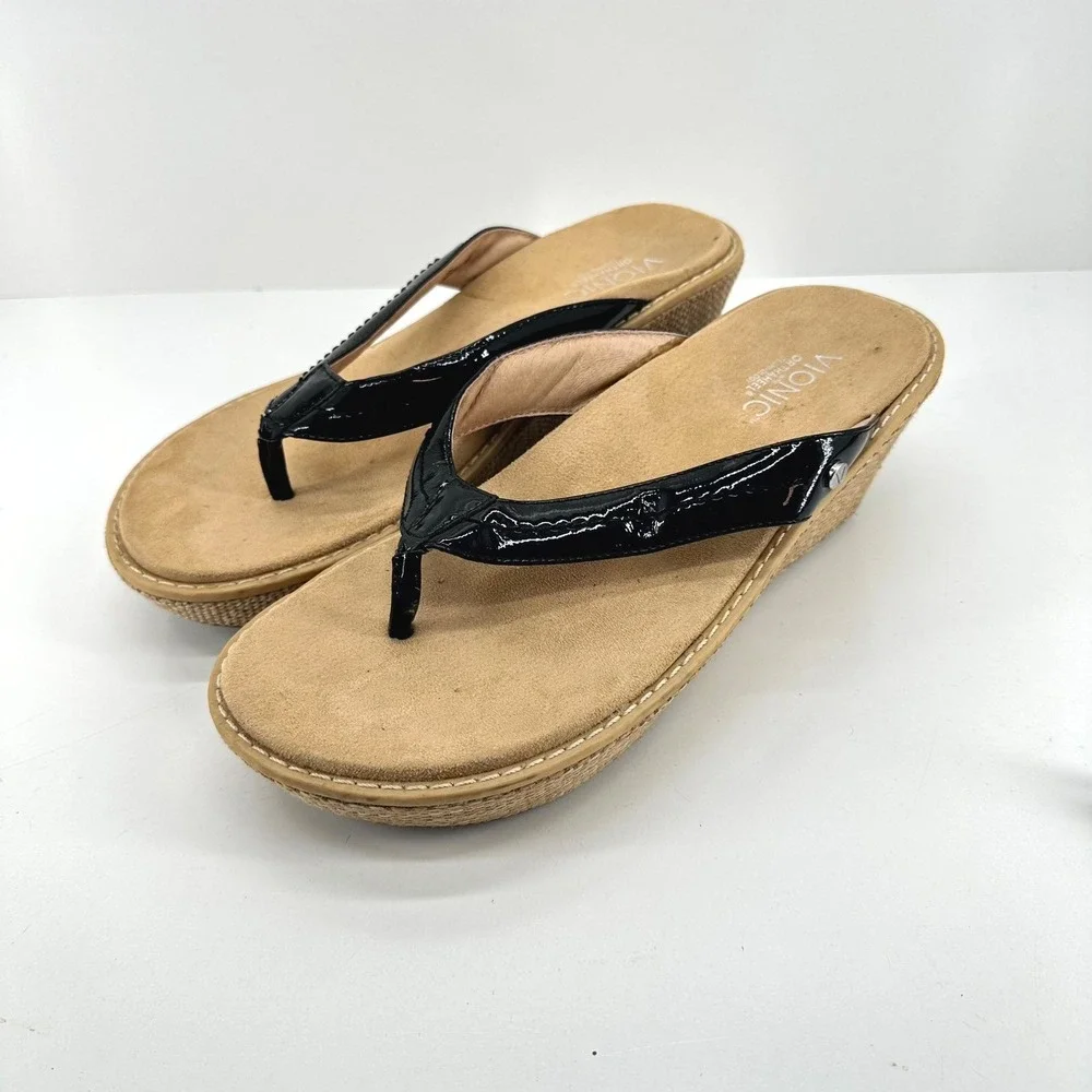 Vionic Grenada Womens 9 40 Black Patent Leather Wedge Flip Flops Slip On Sandals